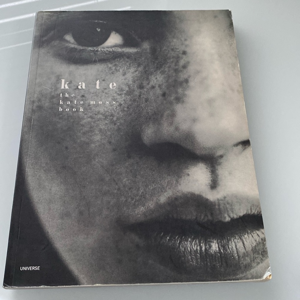 Kate the kate moss book- 1997 soft cover